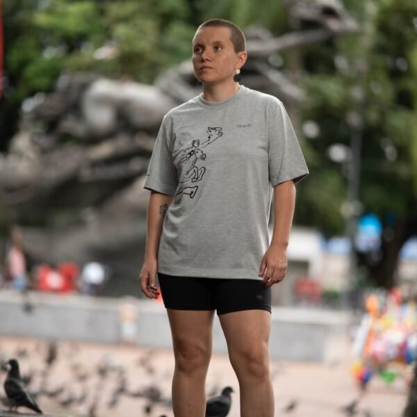 camiseta clasica bolivar desnudo
