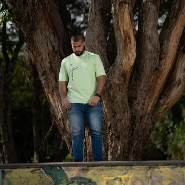 camiseta regular fit, ave barranquera, verde pistacho